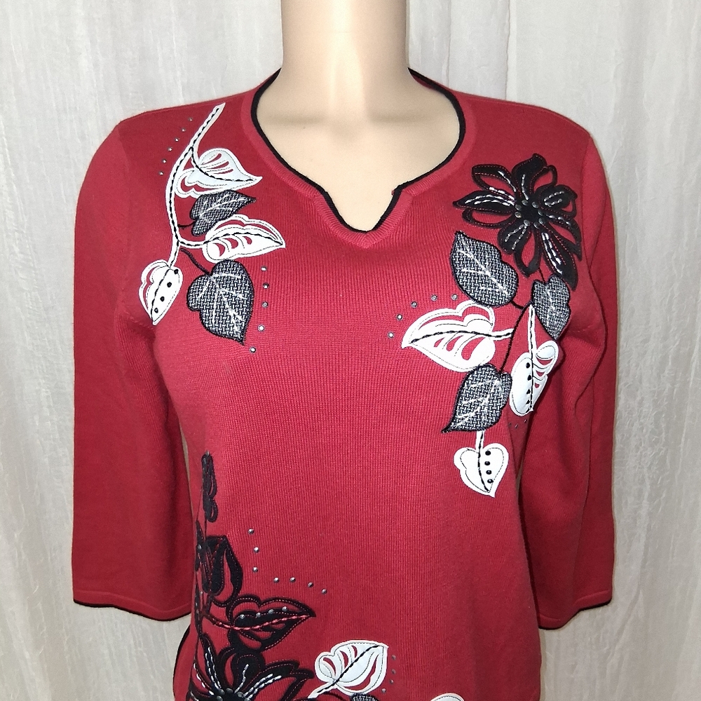 Alfred Dunner Women's Red Sweater with Black and White Details SZ PM 60%cotton. - Picture 11 of 16